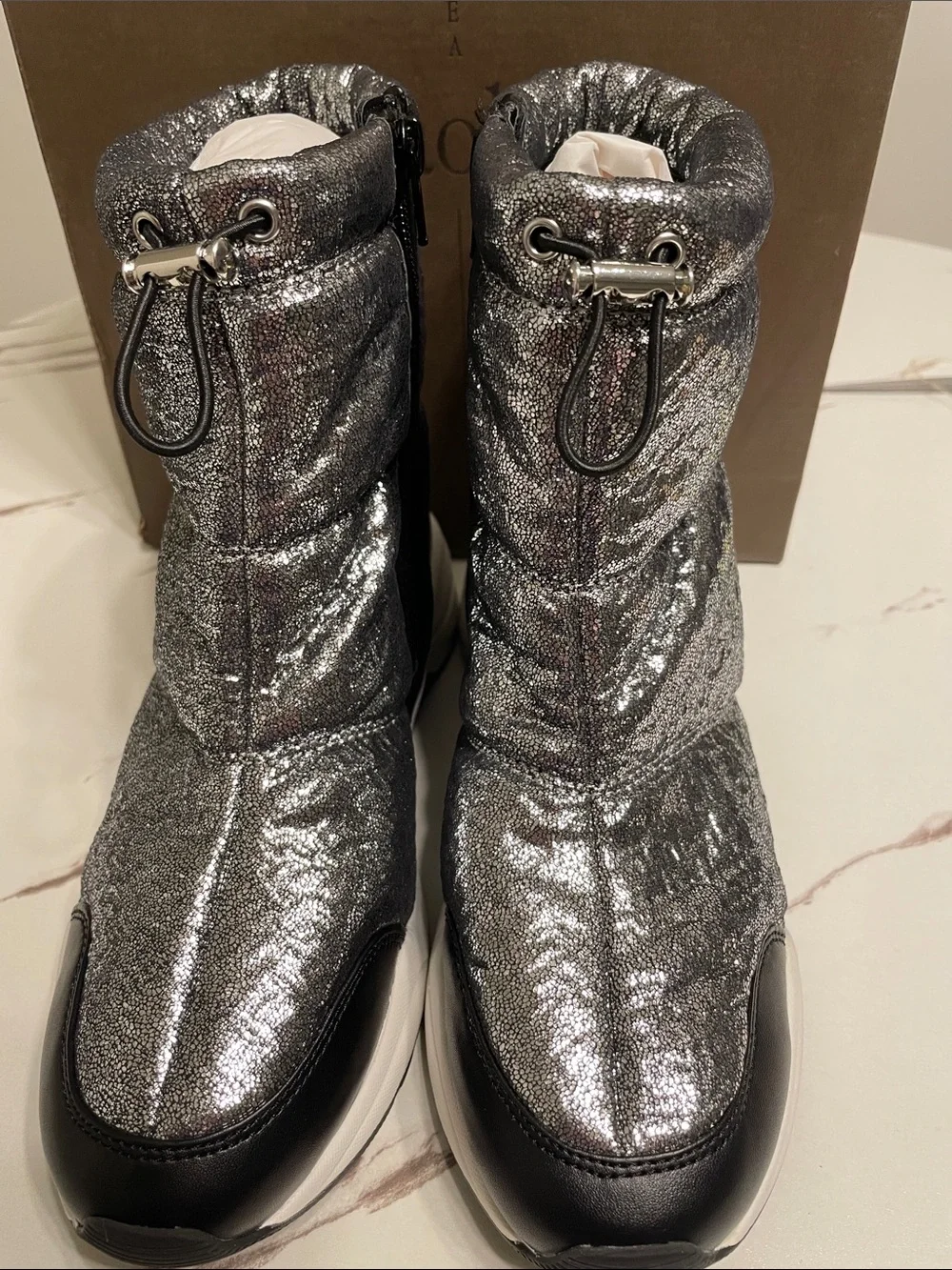 PAOLO Gillie Metallic Silver Women's Winter Boot Sneakers New in Box Sz 6 1/2 M